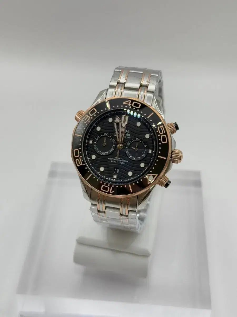 メンズ ブラックダイアル ローズコンビ時計