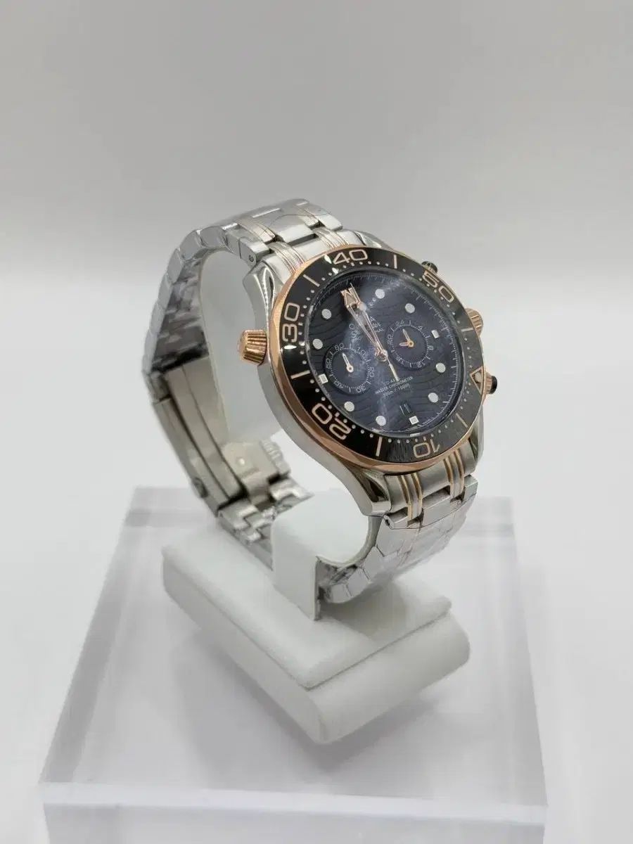 メンズ ブラックダイアル