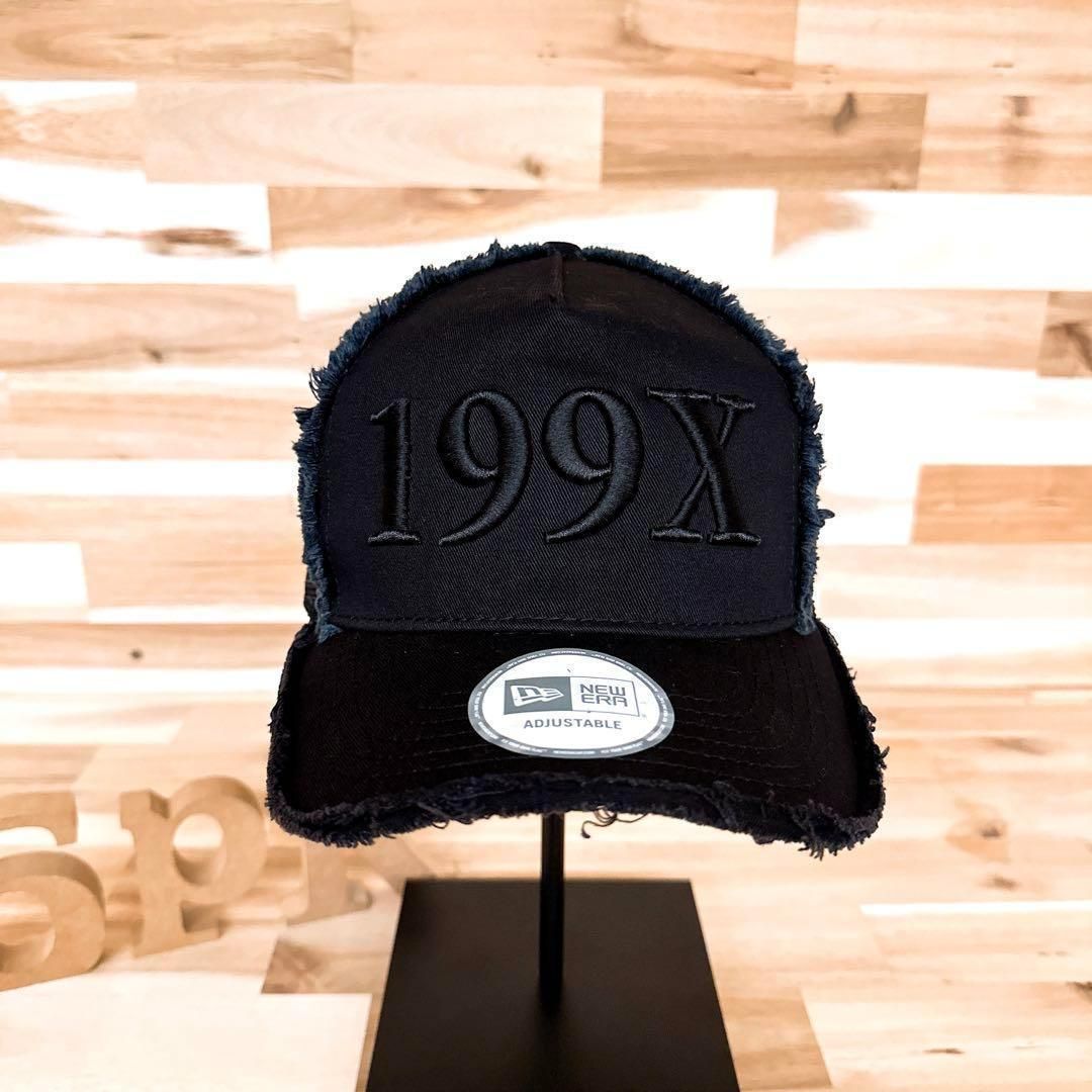 超激 ニューエラ×北斗の拳 コラボ ダメージ キャップ 黒ブラック 199 X 立体3 D刺繍 トラッカー メッシュ