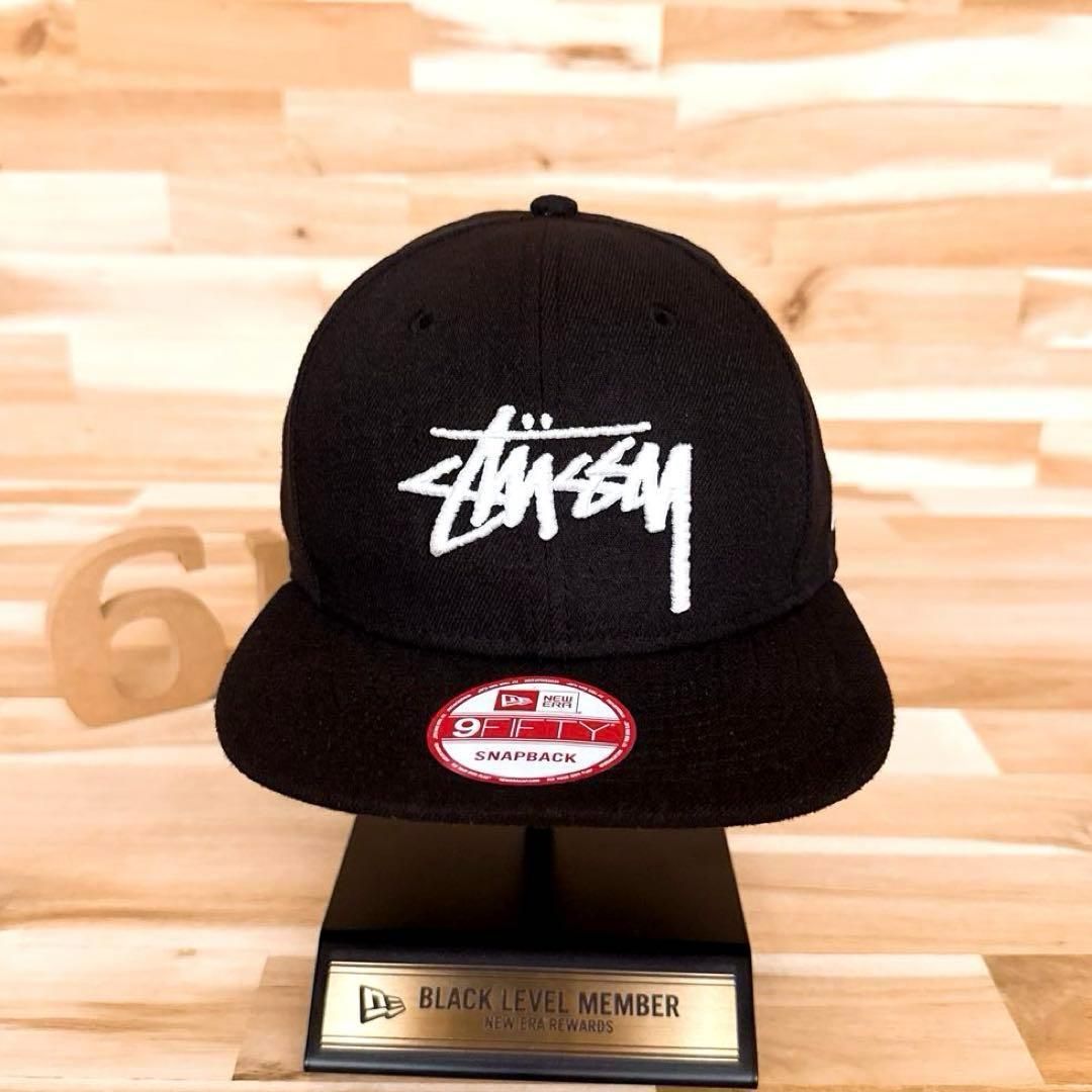 ニューエラ×ステューシー コラボ サイン ロゴキャップ 黒×白 モノトーン 立体3 D刺繍 9 FIFTY ストリート