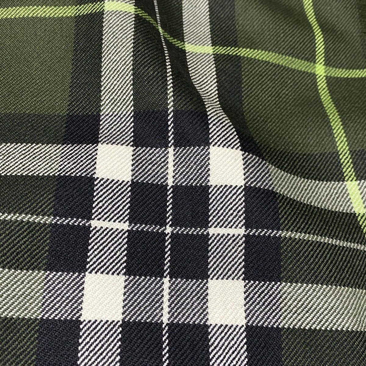 ダークグリーン×アイボリー×マルチ