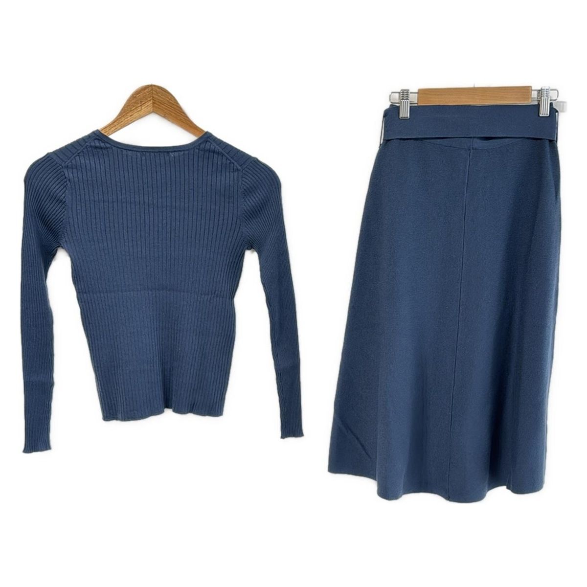 PLS T PLST プラステ スカートセットアップ レディース - ブルー ニット