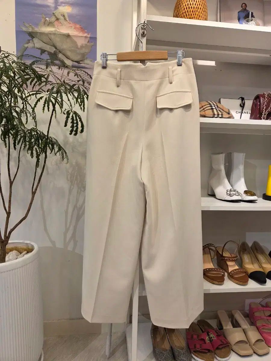 モジョエスピン アイボリー ワイド スラックス DECORATOM_COM_BR