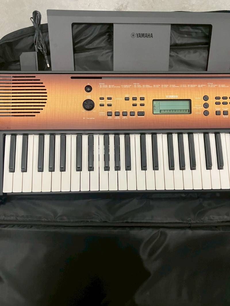 ヤマハ PSR-E360