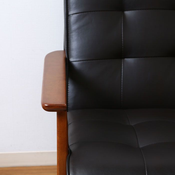 ソファ ソファー 1人掛け レザー 幅64 カフェ風 バイキャストレザー 合成皮革 木製フレーム デザイン 木製 天然木 肘付き NEXPOTALLINN_EU