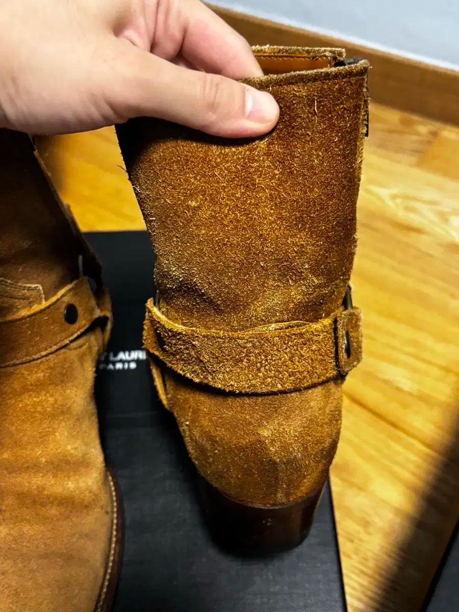 サンローラン ハーネス