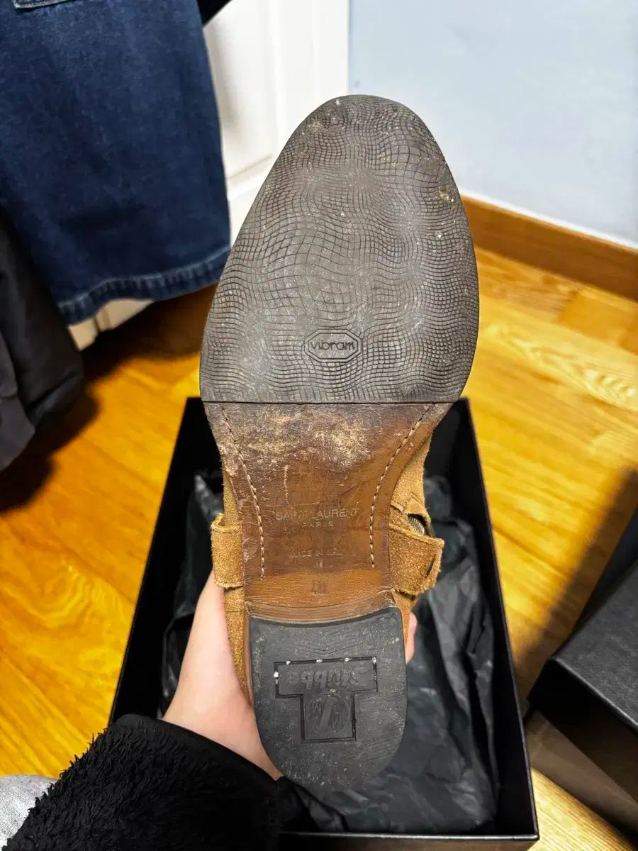 ハーネス ブーツ