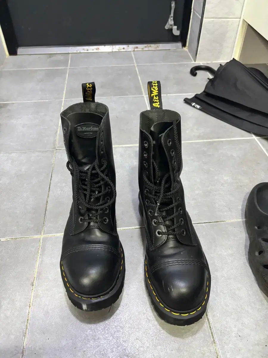DR MARTENS ドクターマーチン 10ホール スチールトゥ 10966