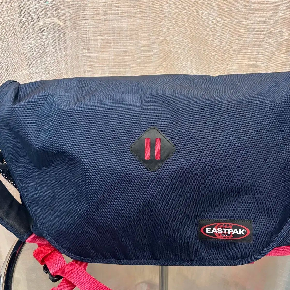 EASTPAK イーストパック メッセンジャー クロスバッグ