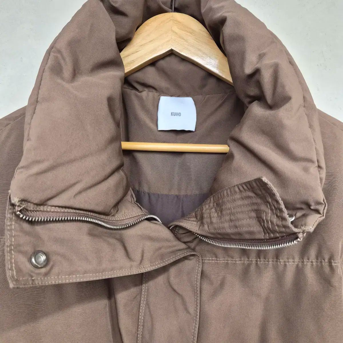 ダウンジャケット