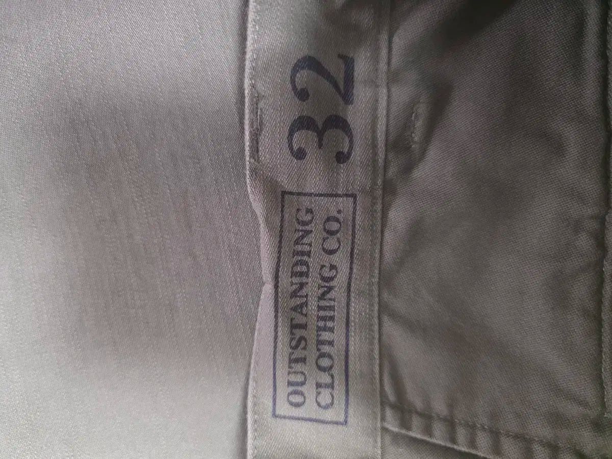  OUTSTANDING カーゴ ズボン 国防色 ミリタリー スタイル チノパン パンツ