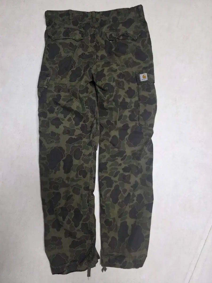 カーハート ミリタリー カモフラージュ カーゴ ズボン