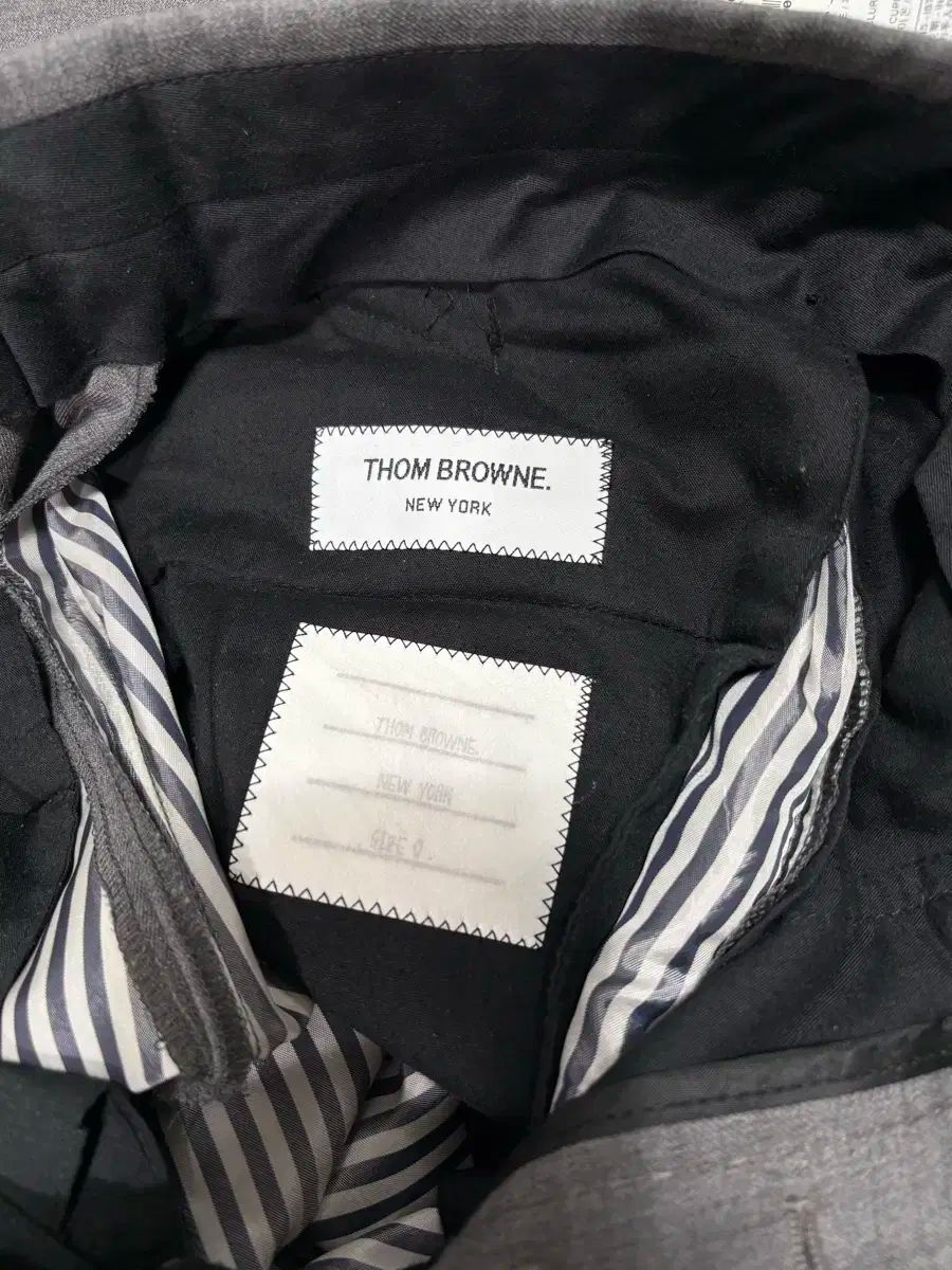 デパート Thom Browne 120番手 グレー スーツ セットアップ スーツ KANDAIZUMI_COM
