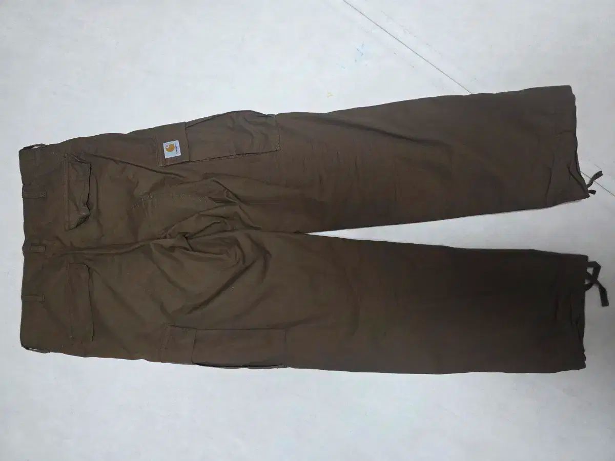カーハート カーキ カーゴ ズボン メンズ