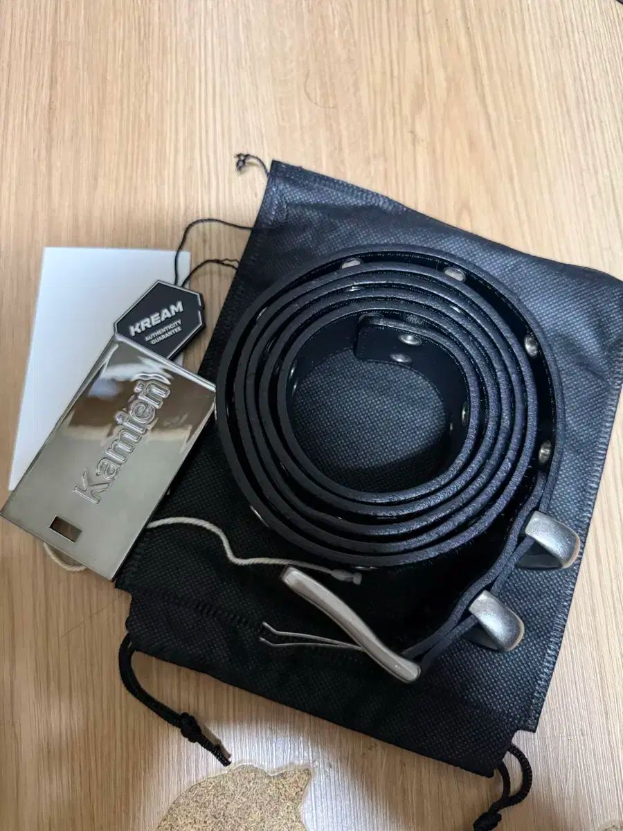 カミエンxMJD ダブル ホール ブラック カーフスキン