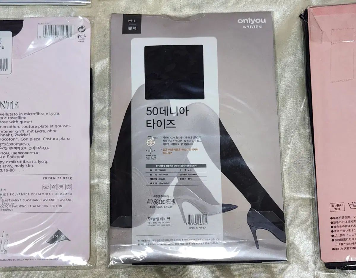 ストッキング タイツ