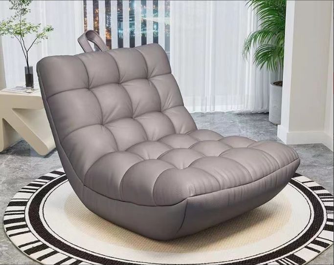 シングルベッドルームの小さなソファ マスターベッドルームの長椅子