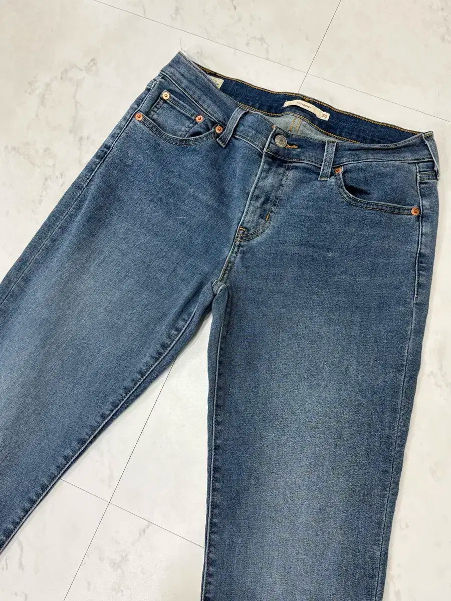 リーバイス ミッドライズ ボーイフレンドフィット 暖パン 26