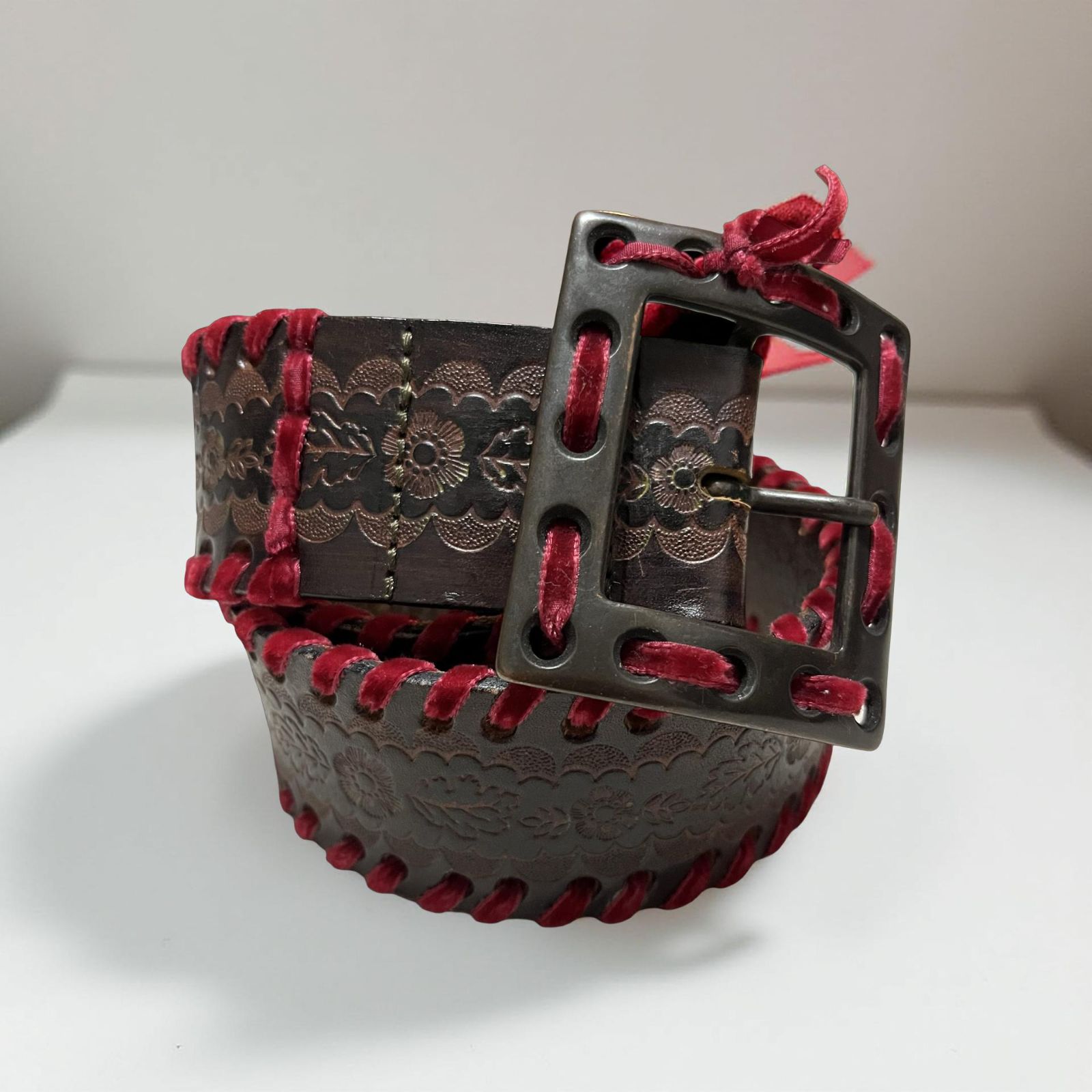 DSQUARED2 レザーベルトMADE IN ITALY オールレザー 感 サイズS ディースクエアード