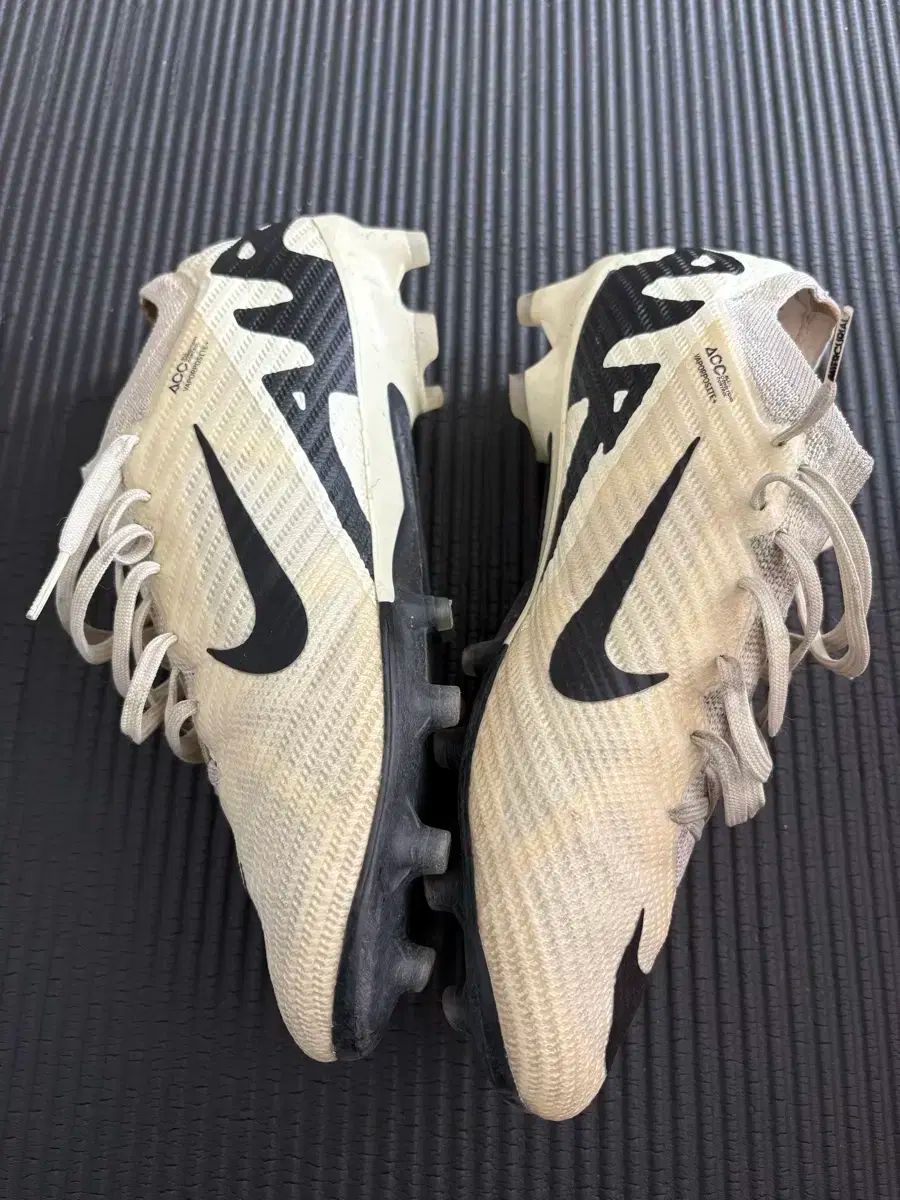 ナイキ マーキュリアル サッカーシューズ 255mm