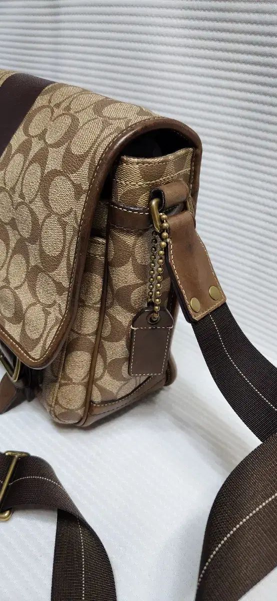 COACH コーチ シグネチャー柄 クロス