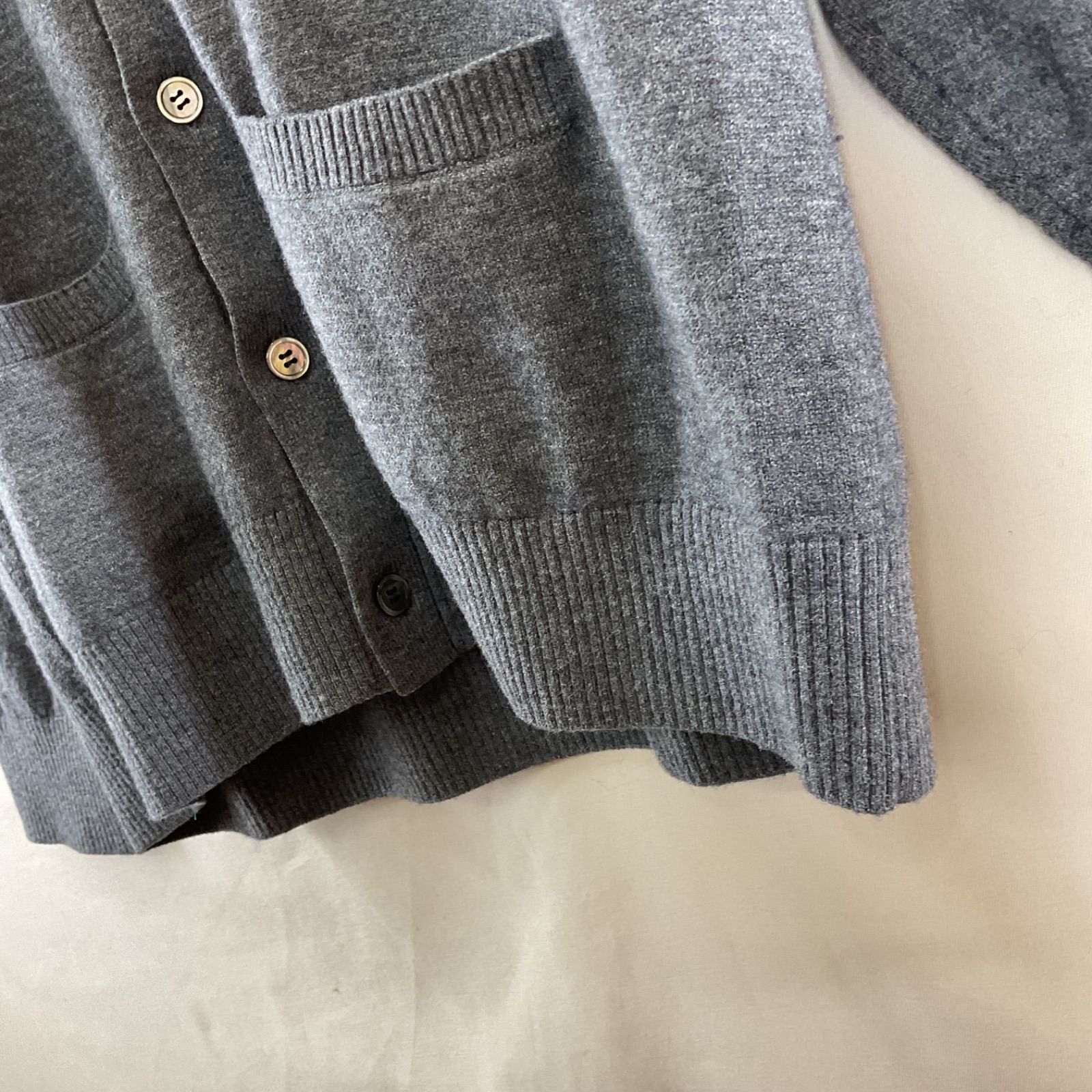 UNDERCOVER UB0D4902-1 ウールニットカーディガン ロゴ刺繍 ウェルト 
