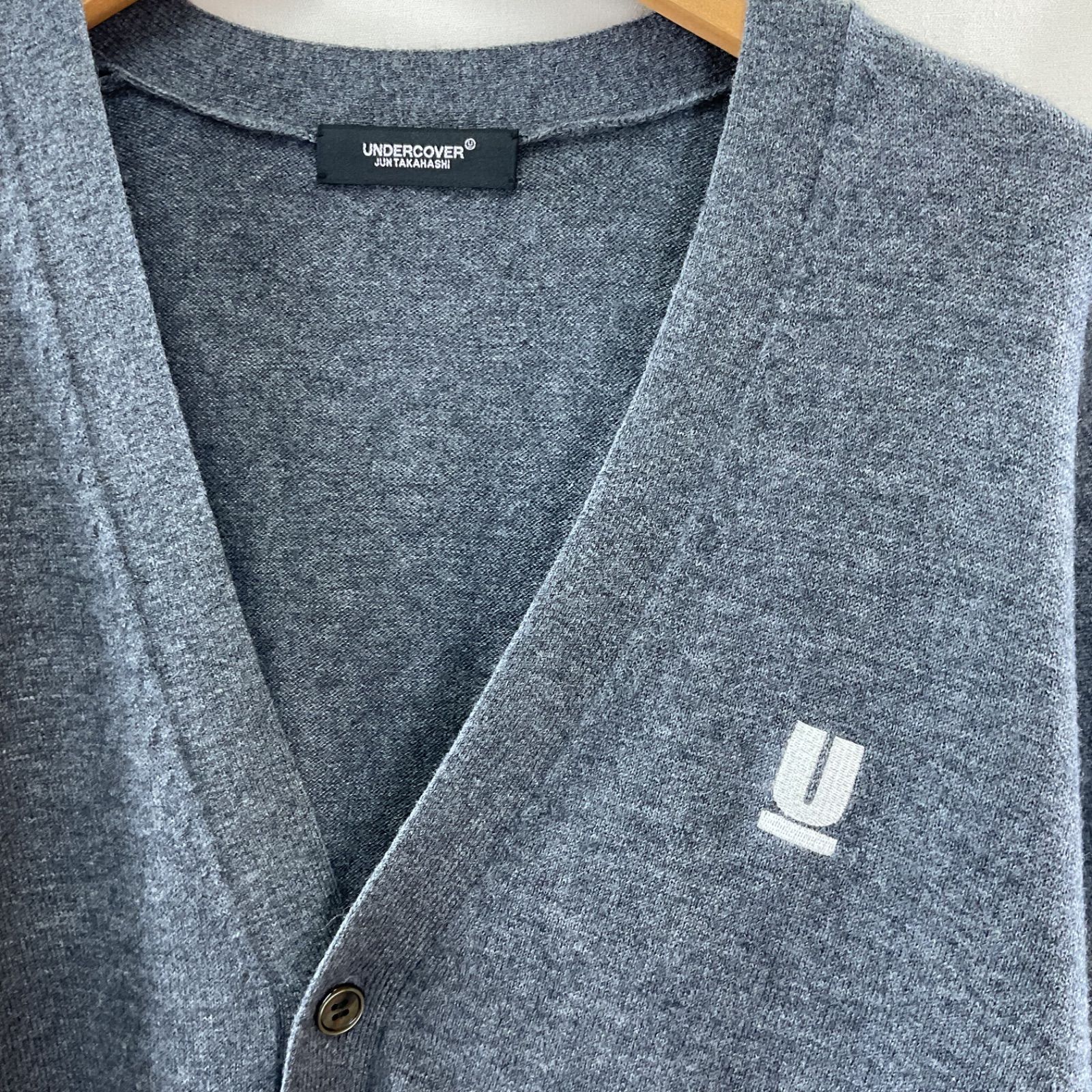 UNDERCOVER UB0D4902-1 ウールニットカーディガン ロゴ刺繍 ウェルト