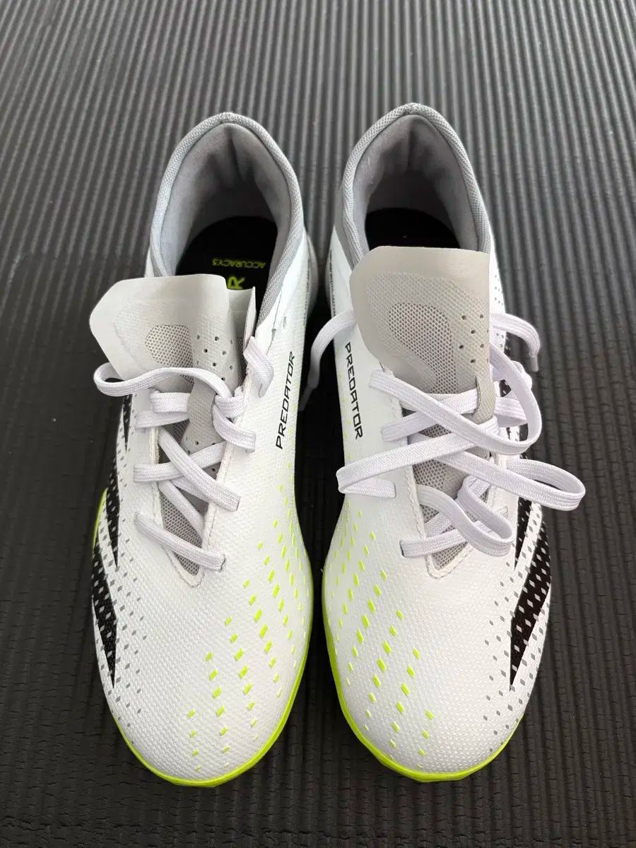 アディダス プレデター サッカーシューズ 245mm