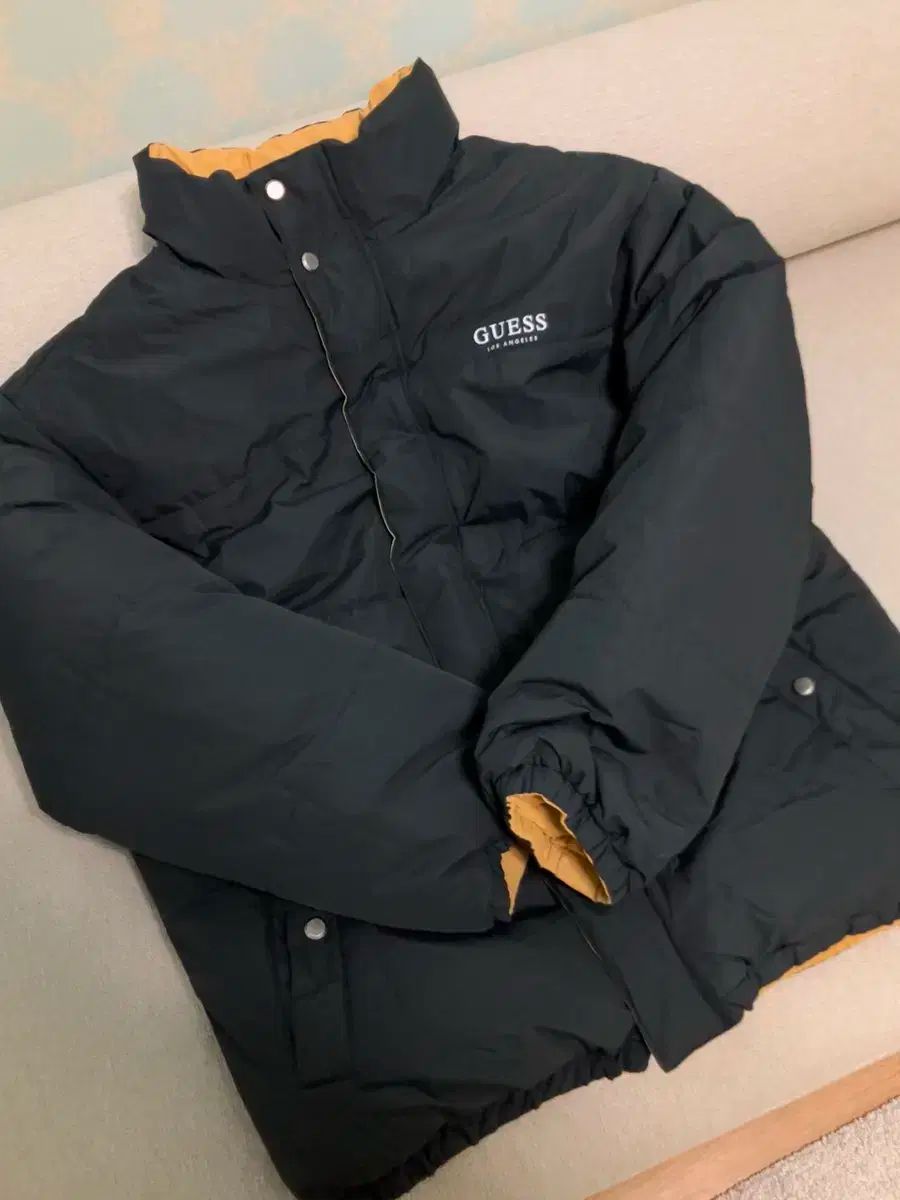 GUESS リバーシブル 両面 ダックダウン ダウン L