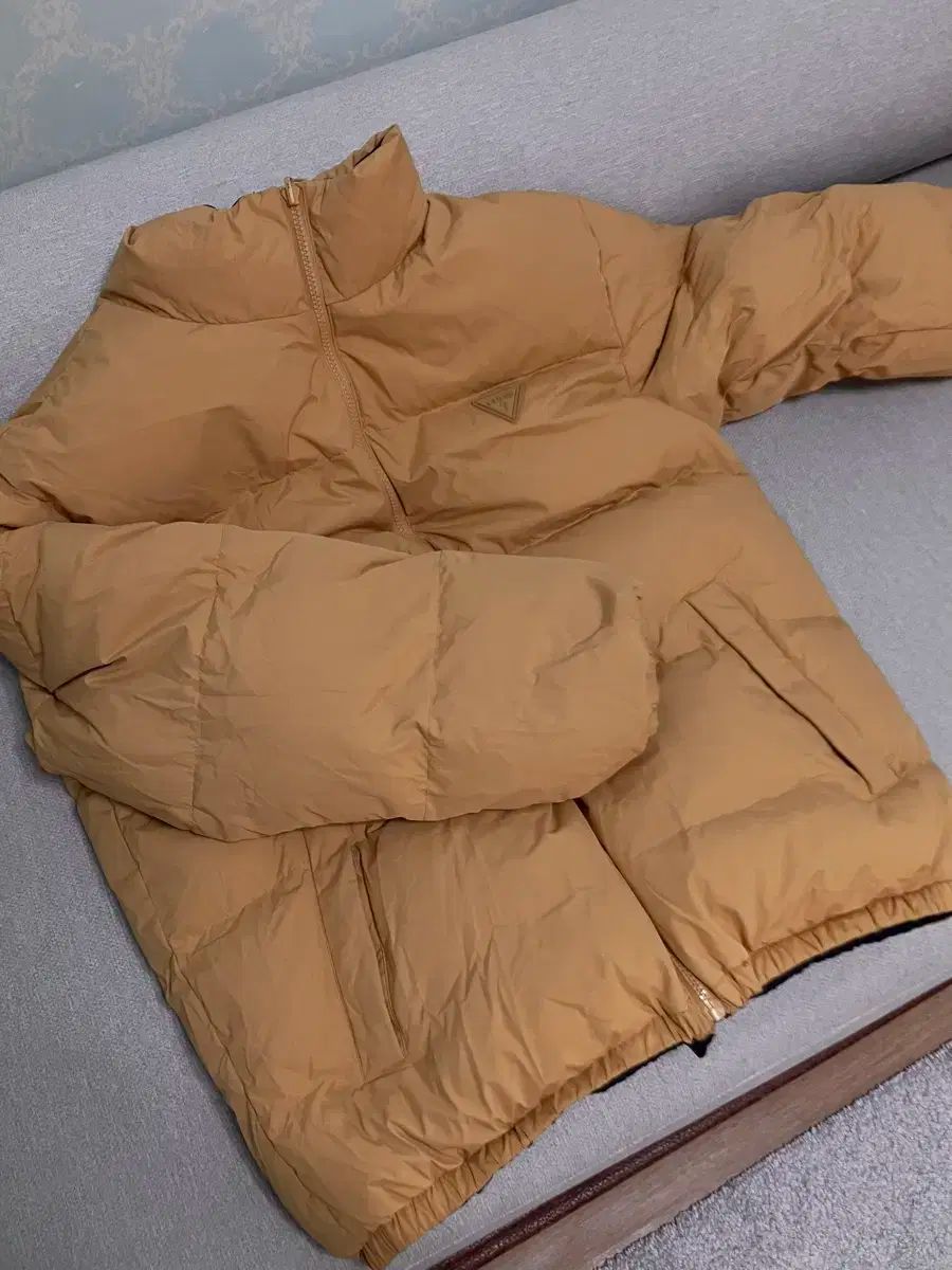 GUESS リバーシブル 両面 ダックダウン ダウン L