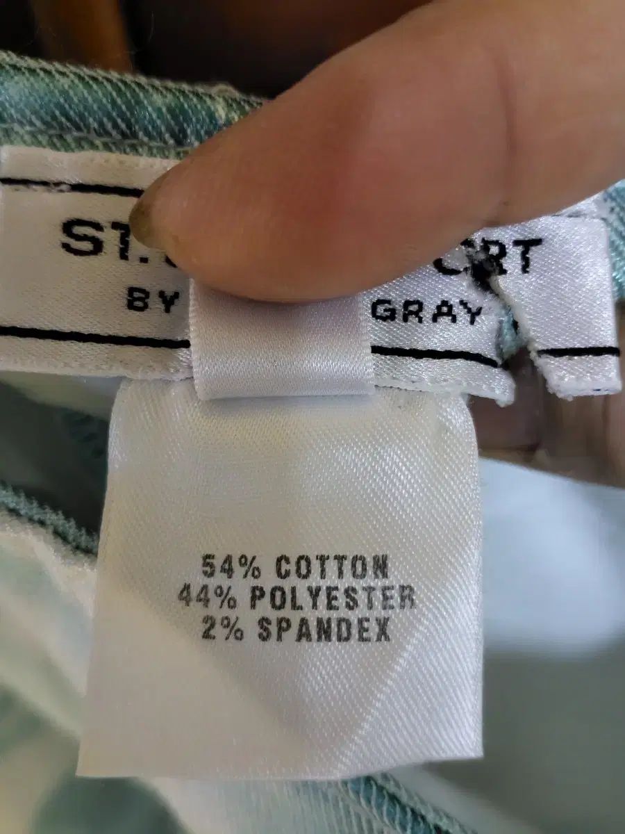 フラワープリント ズボン