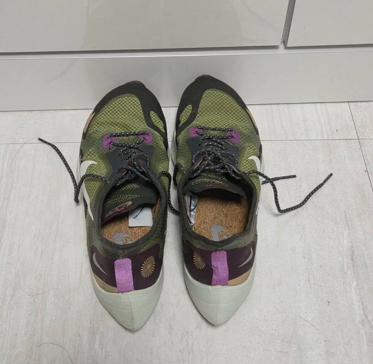 カーゴカーキ 275