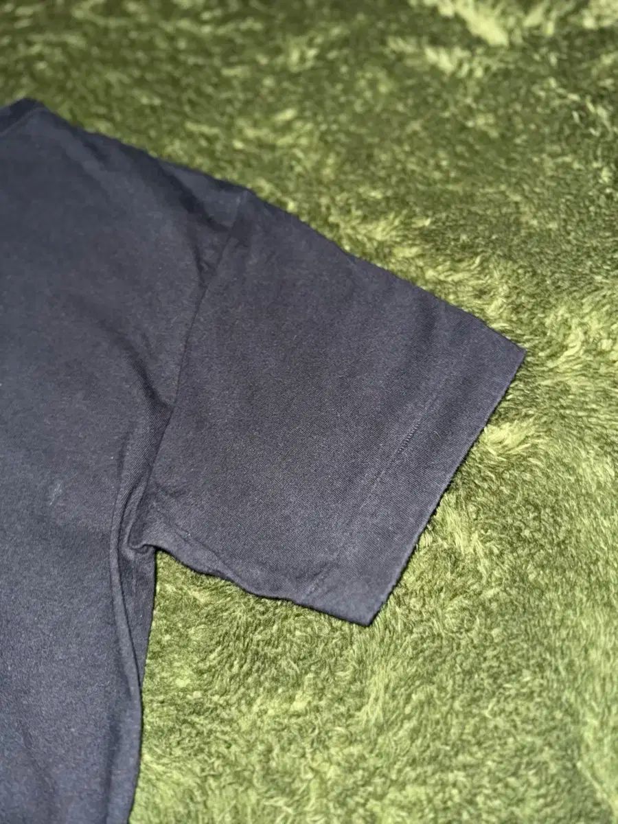 Tシャツ ブラック