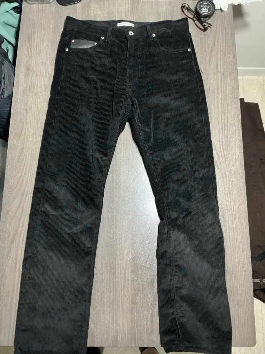 パンツ ブラック