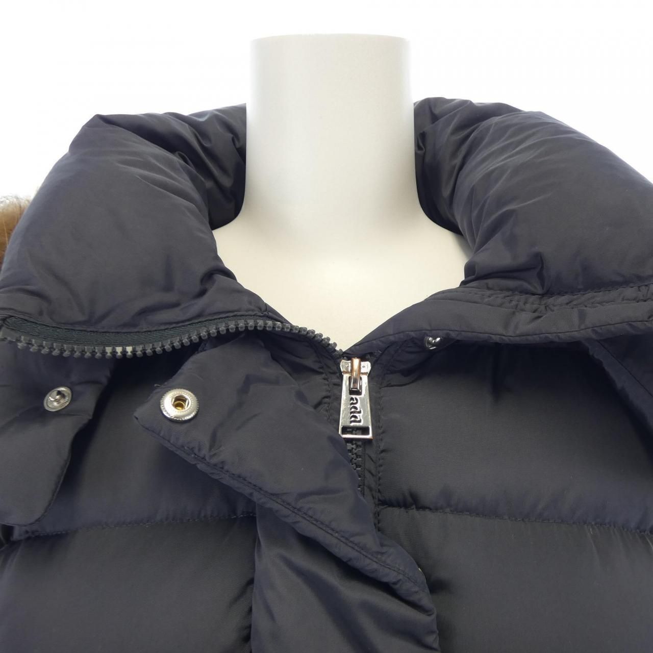 ダウンジャケット