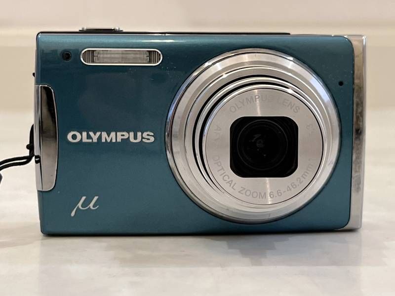Amazon | OLYMPUS デジタルカメラ μ1060 (ミュー) シルバー μ1060 SLV