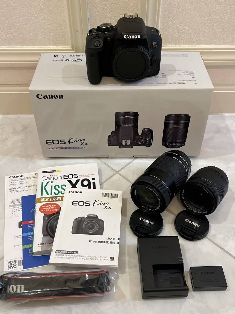 Canon EOS kiss X9i ダブルズームキット デジタル一眼レフカメラ 動作 済み