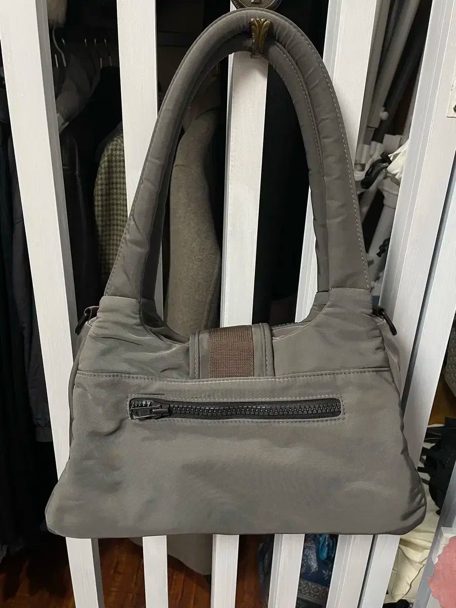 hope ナイロン バックルバッグ カーキ