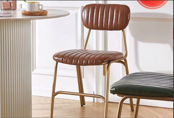 大好評 ダイニングチェアー ダイニング 椅子 イス アイアン 脚 アンティーク風 ダイニングチェア アイアン レザー 合皮 おしゃれ 家具 インテリア モダン 1脚