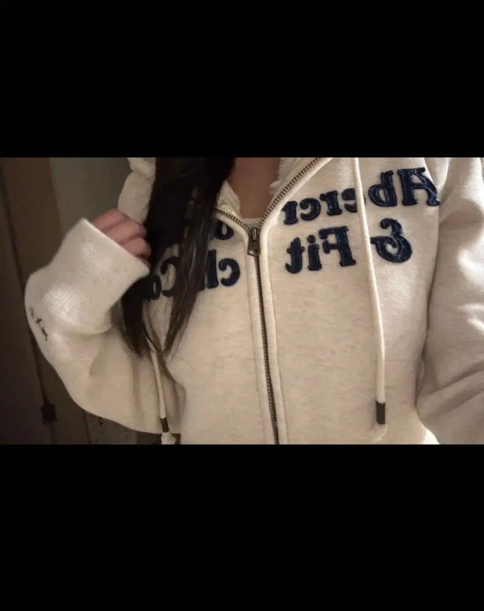 アバクロンビー ウルフ WHO ジップアップ ファー オートミール