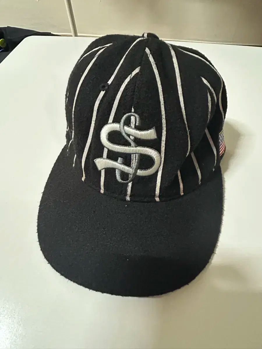 STUSSY x EBBETS FIELD フランネル ストライプ 帽子