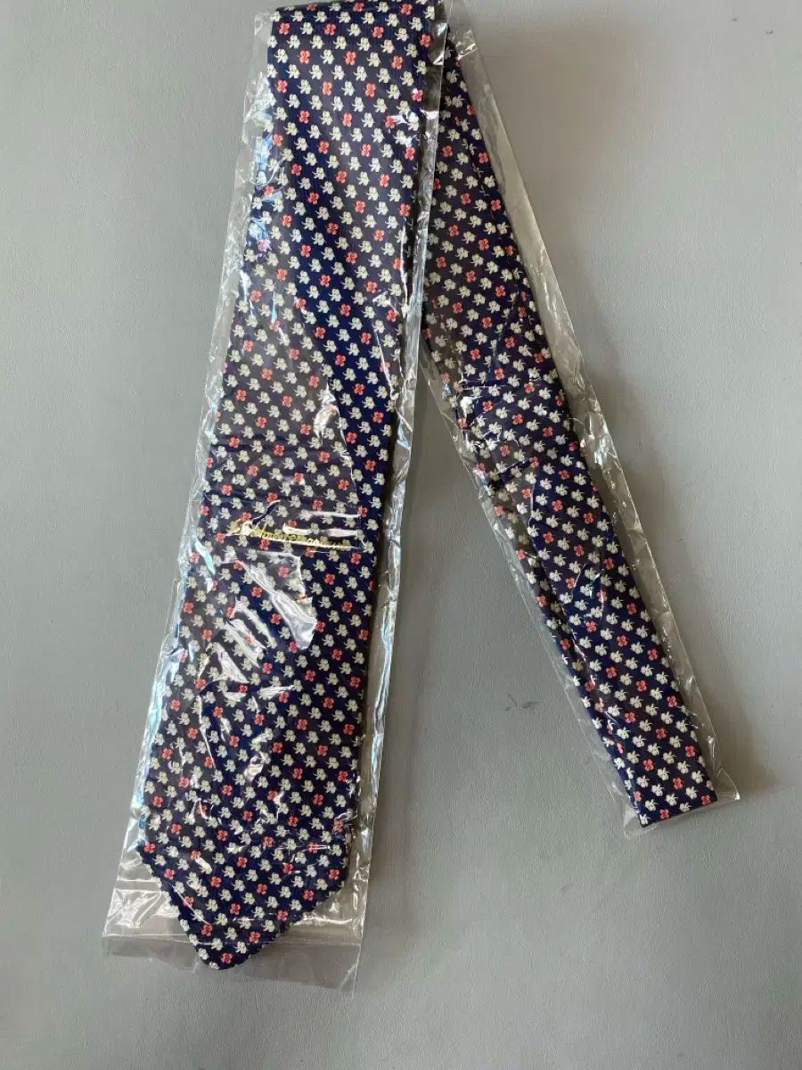 FERRAGAMO フェラガモ ネクタイ