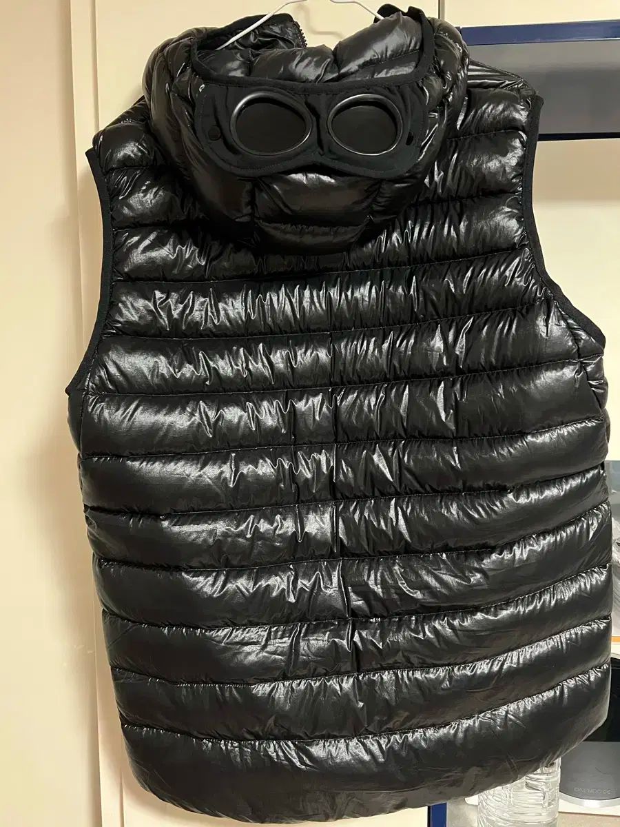 C.P. COMPANY シーピーカンパニー DDシェル ダウンベスト 52サイズ 105-110