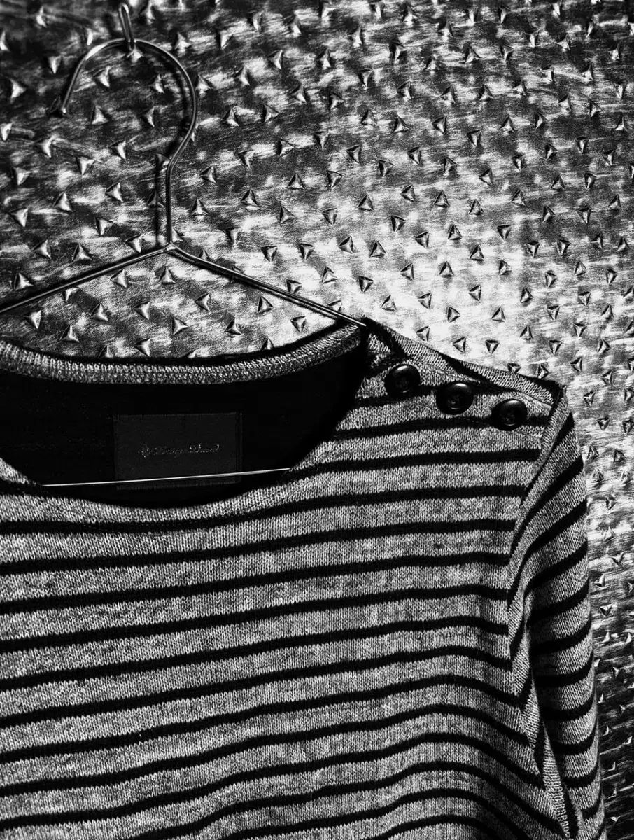 ストライプショルダーボタン ロングスリーブ