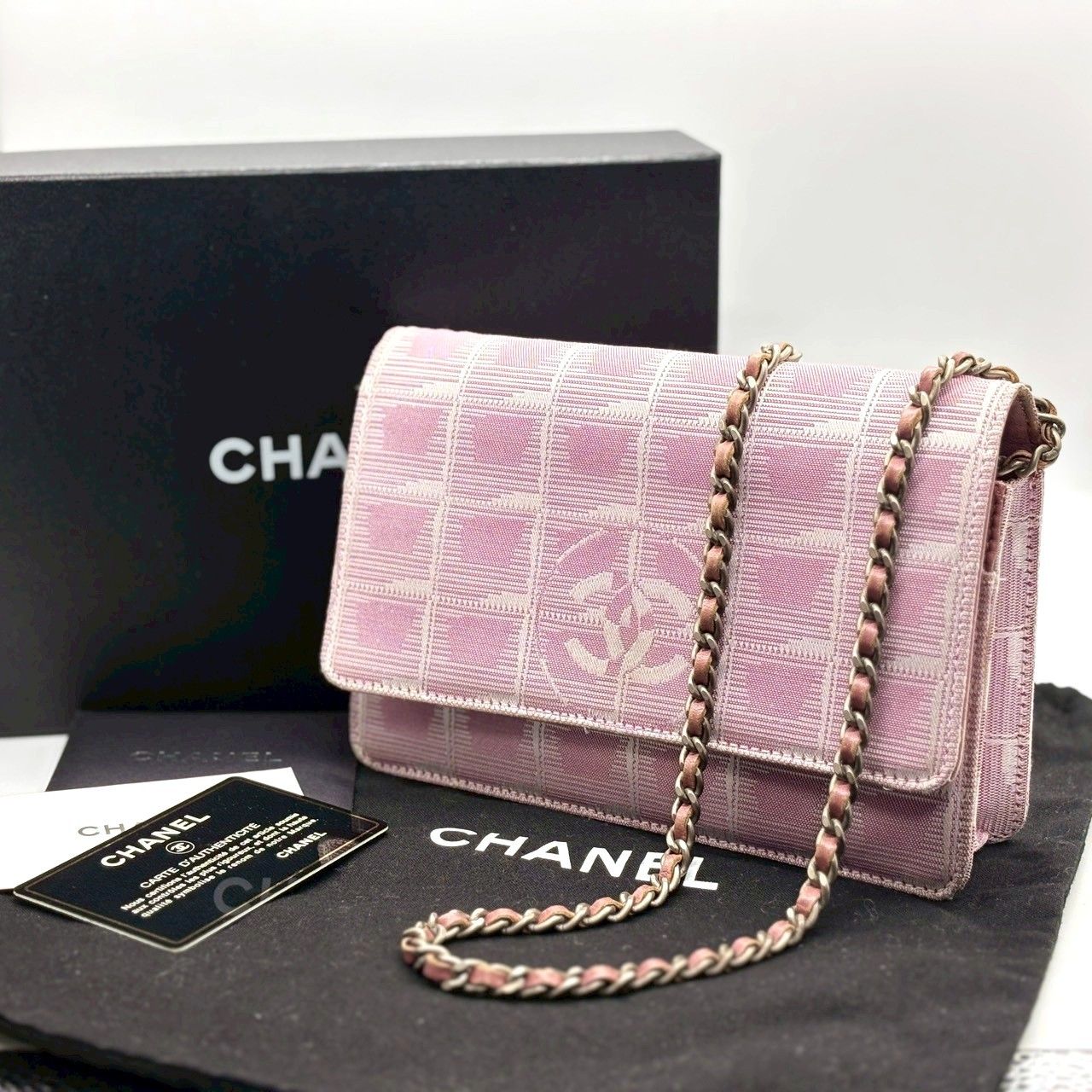 上質を奏でる桜霞 CHANEL シャネル ニュートラベルライン チェーンウォレット ショルダーバッグ ナイロンジャガード レザー 6番台 00s ピンク
