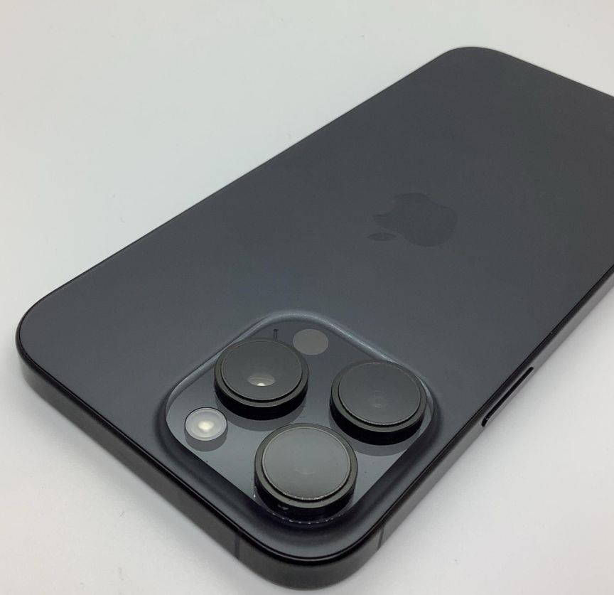 ブラックチタニウム SIMフリー