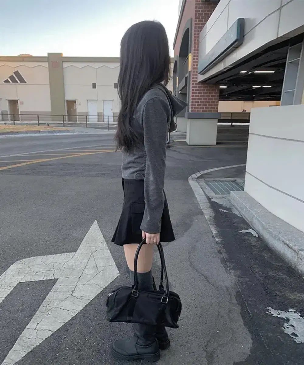 フルセット anyonemore 부영シャーリング フード付きTシャツ シアカーゴミニスカート ロングブーツ コーデ セットアップ