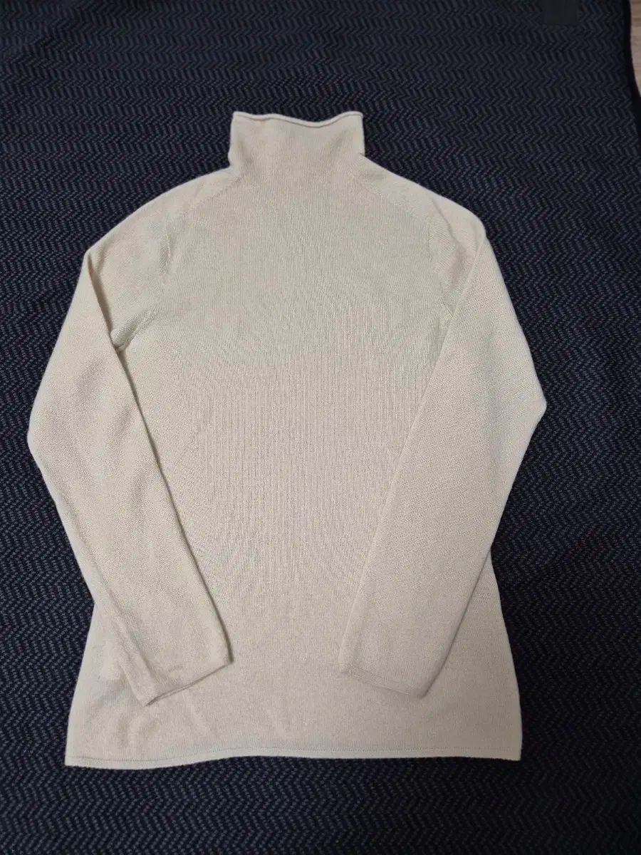 the カシミア100ニット