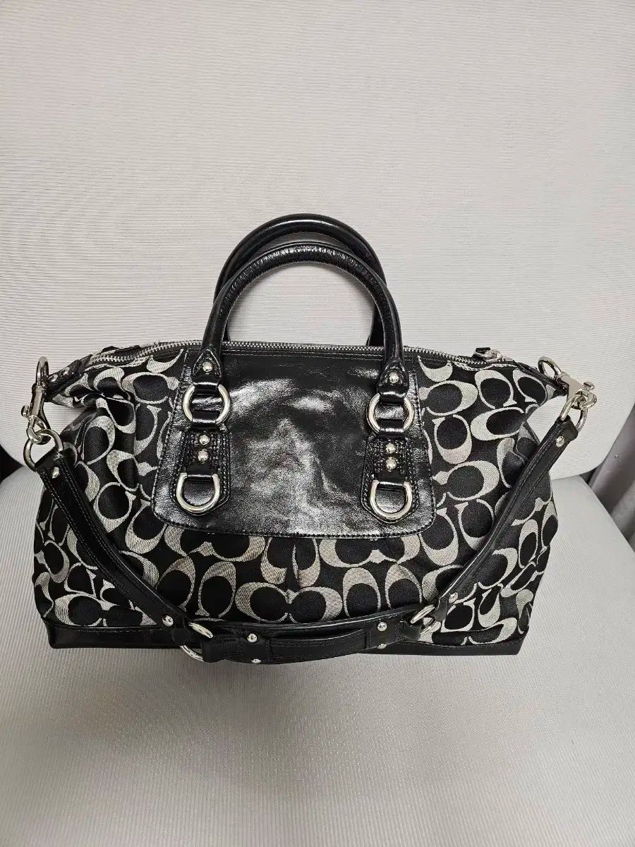 トート兼ショルダーバッグ