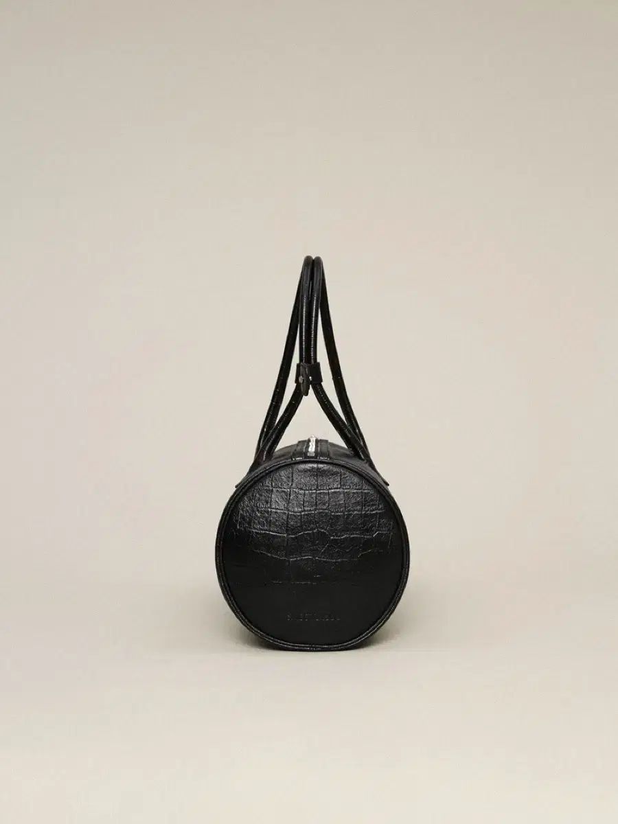 バッグ ブラック